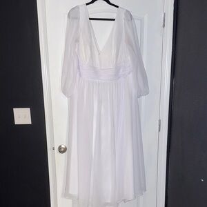 JJs House White Long Sleeve Dress